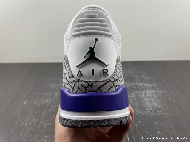 Official Maikesneakers Bryant 3 Kobe 869802-907 Jordan PE Retro 0731